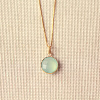 chalcedoon ketting goud